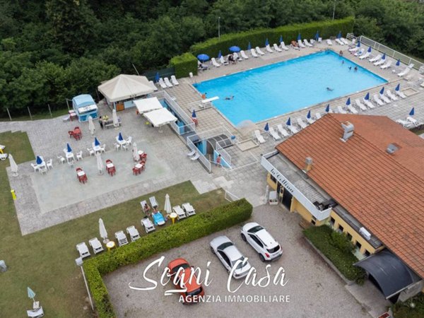 negozio in vendita a Cureggio in zona Cascine Enea