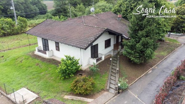 casa indipendente in vendita a Cureggio