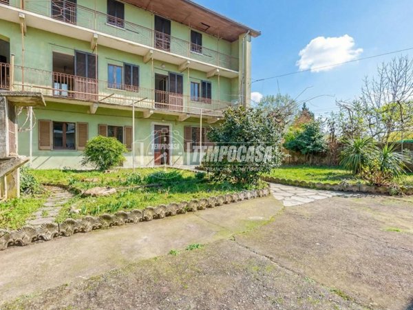 casa indipendente in vendita a Cureggio