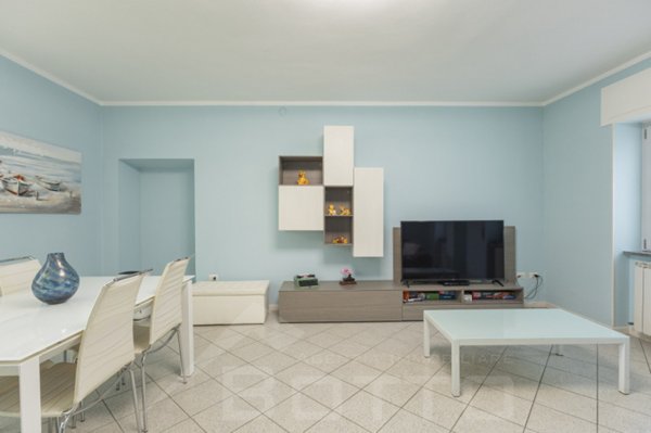 casa indipendente in vendita a Cureggio