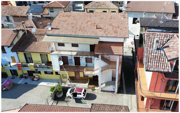 appartamento in vendita a Cureggio