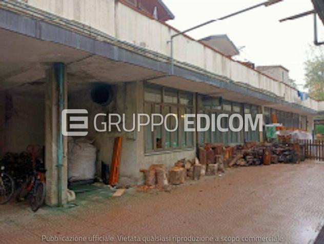 negozio in vendita a Cureggio