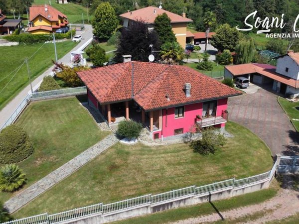casa indipendente in vendita a Cureggio in zona Cascine Enea
