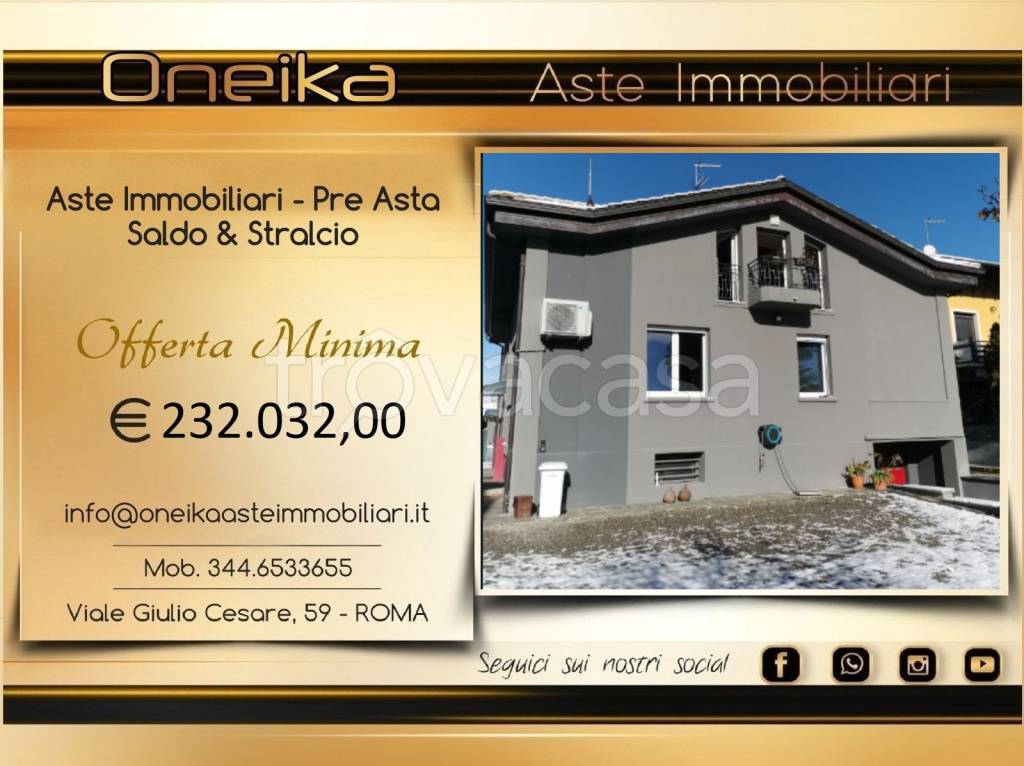 casa indipendente in vendita a Cureggio