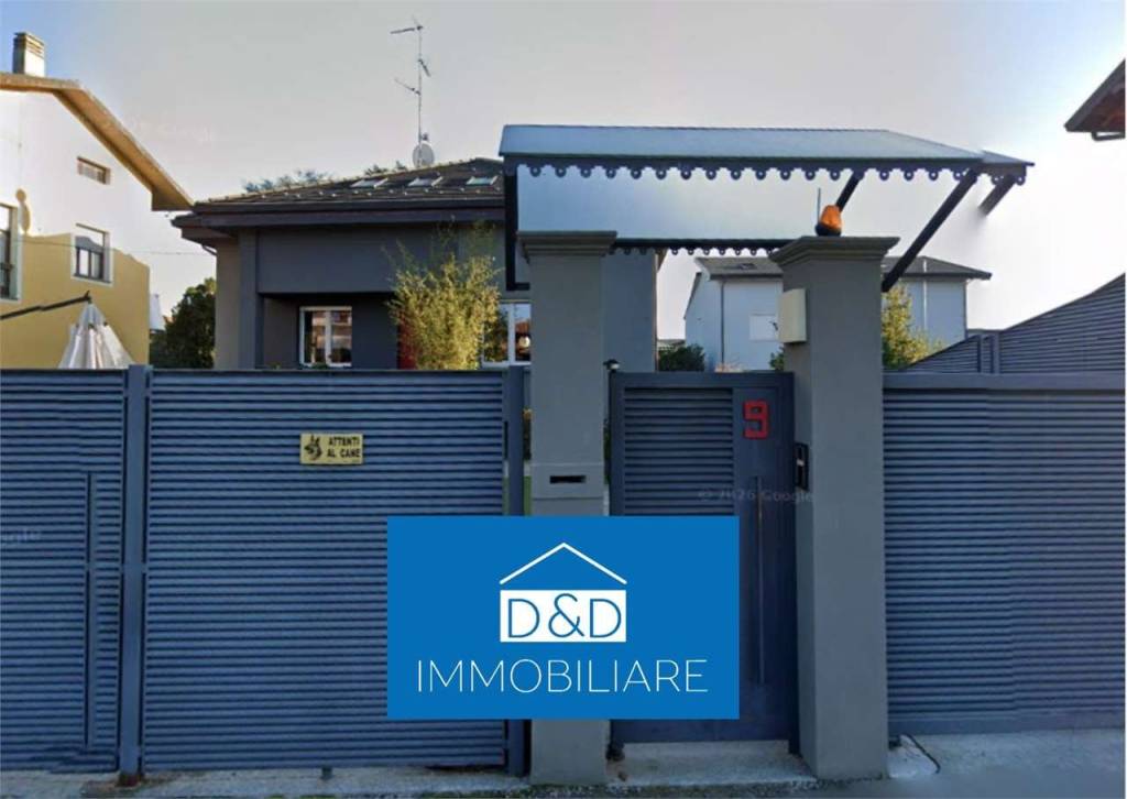 casa indipendente in vendita a Cureggio