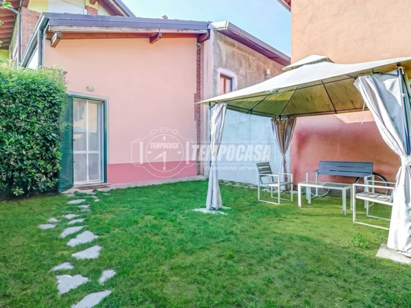 appartamento in vendita a Cureggio