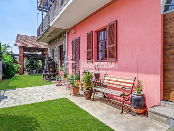 casa indipendente in vendita a Cureggio in zona Marzalesco