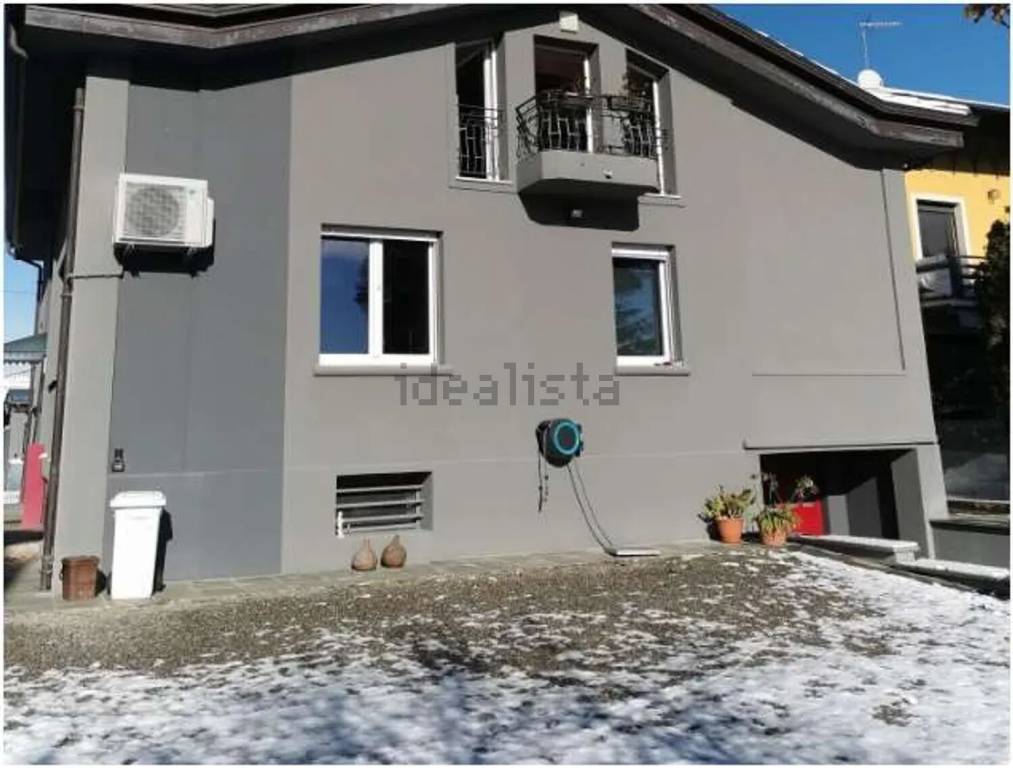 casa indipendente in vendita a Cureggio