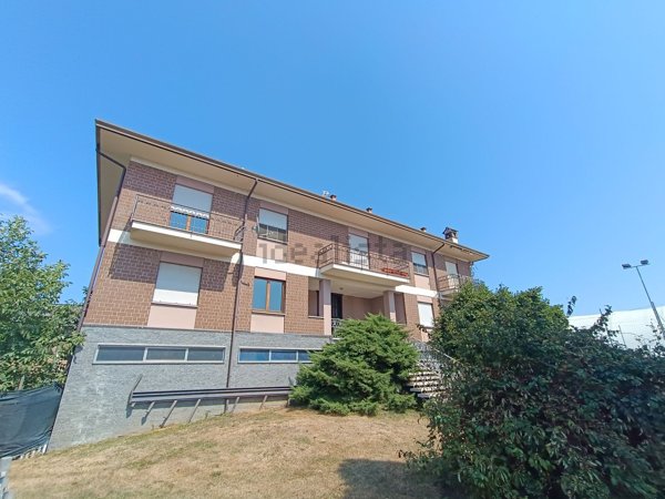 appartamento in vendita a Cureggio in zona Marzalesco