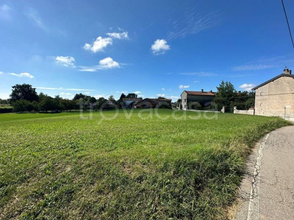 terreno agricolo in vendita a Divignano