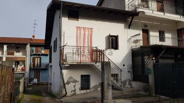 appartamento in vendita a Divignano