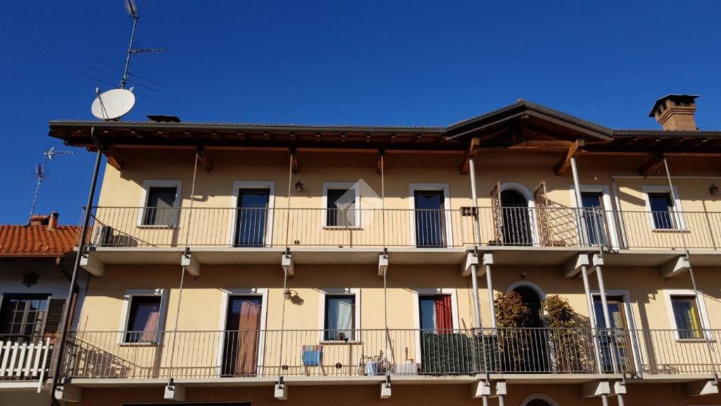 appartamento in vendita a Divignano
