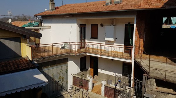 appartamento in vendita a Divignano