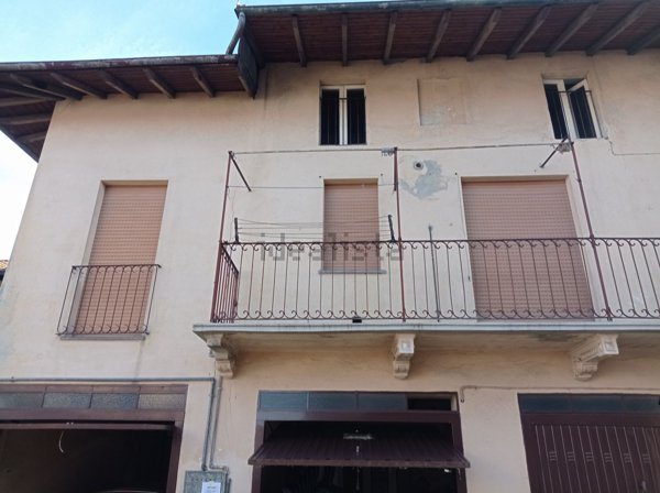 appartamento in vendita a Divignano