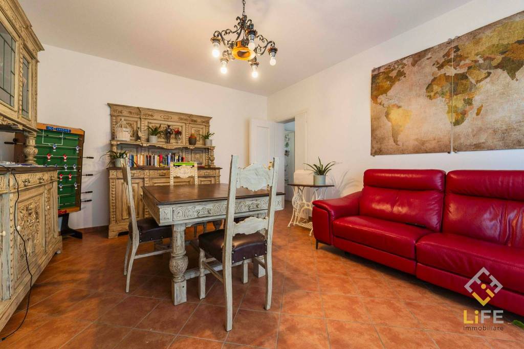appartamento in vendita a Divignano