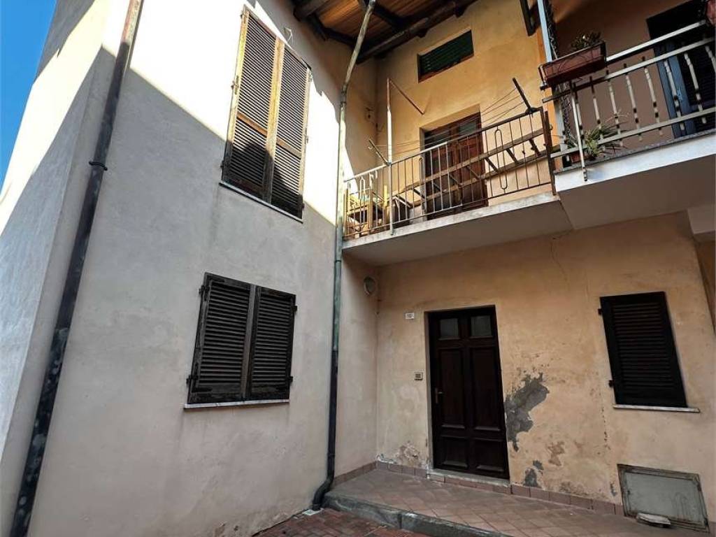 appartamento in vendita a Divignano