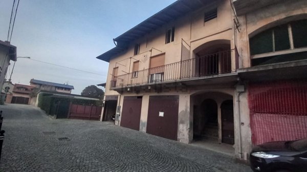 appartamento in vendita a Divignano