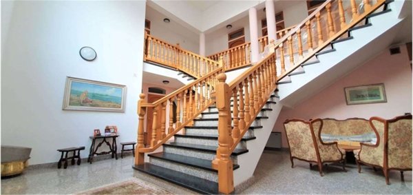 casa indipendente in vendita a Divignano
