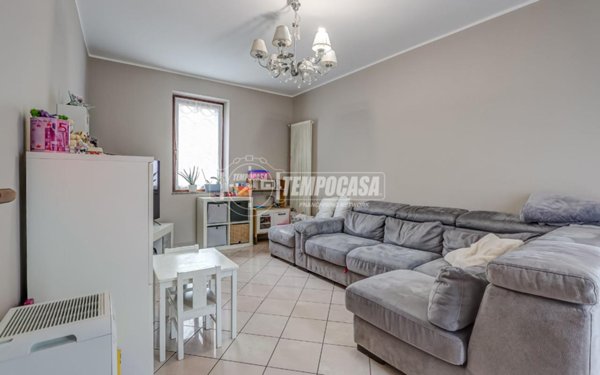 appartamento in vendita a Divignano