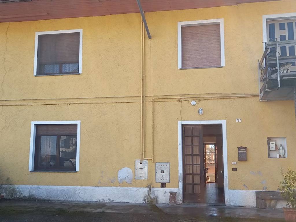 appartamento in vendita a Divignano