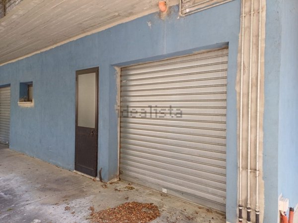 locale di sgombero in vendita a Divignano
