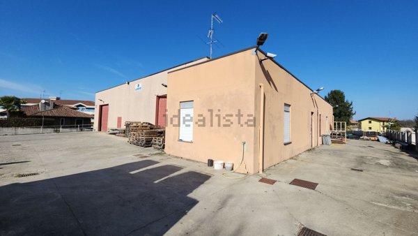 loft in vendita a Divignano