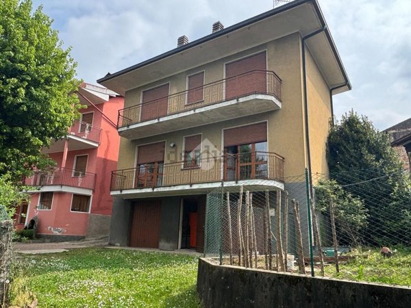 appartamento in vendita a Divignano