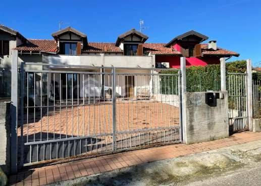 appartamento in vendita a Divignano