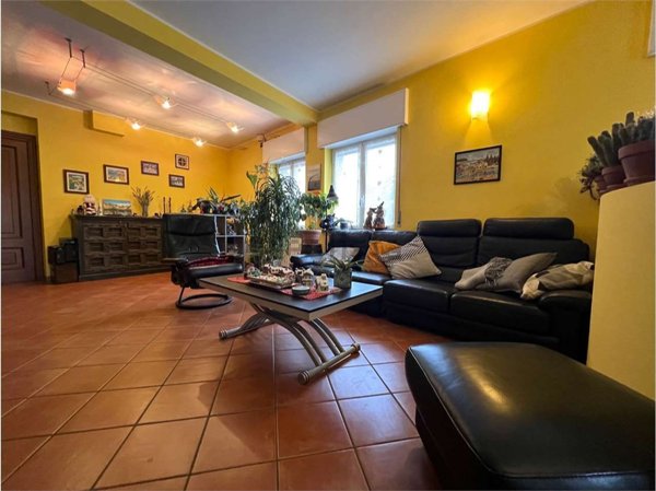 appartamento in vendita a Dormelletto