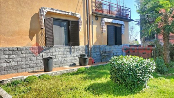 appartamento in vendita a Dormelletto