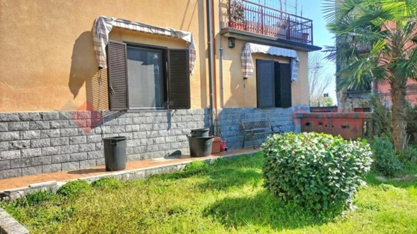 appartamento in vendita a Dormelletto