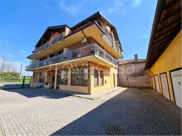 appartamento in vendita a Dormelletto