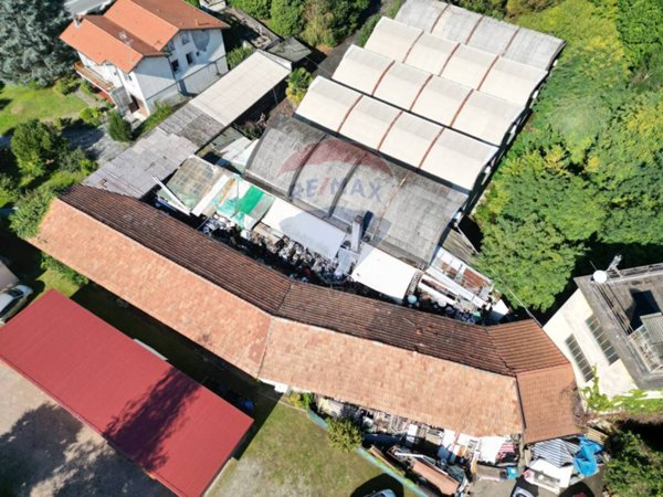 negozio in vendita a Dormelletto