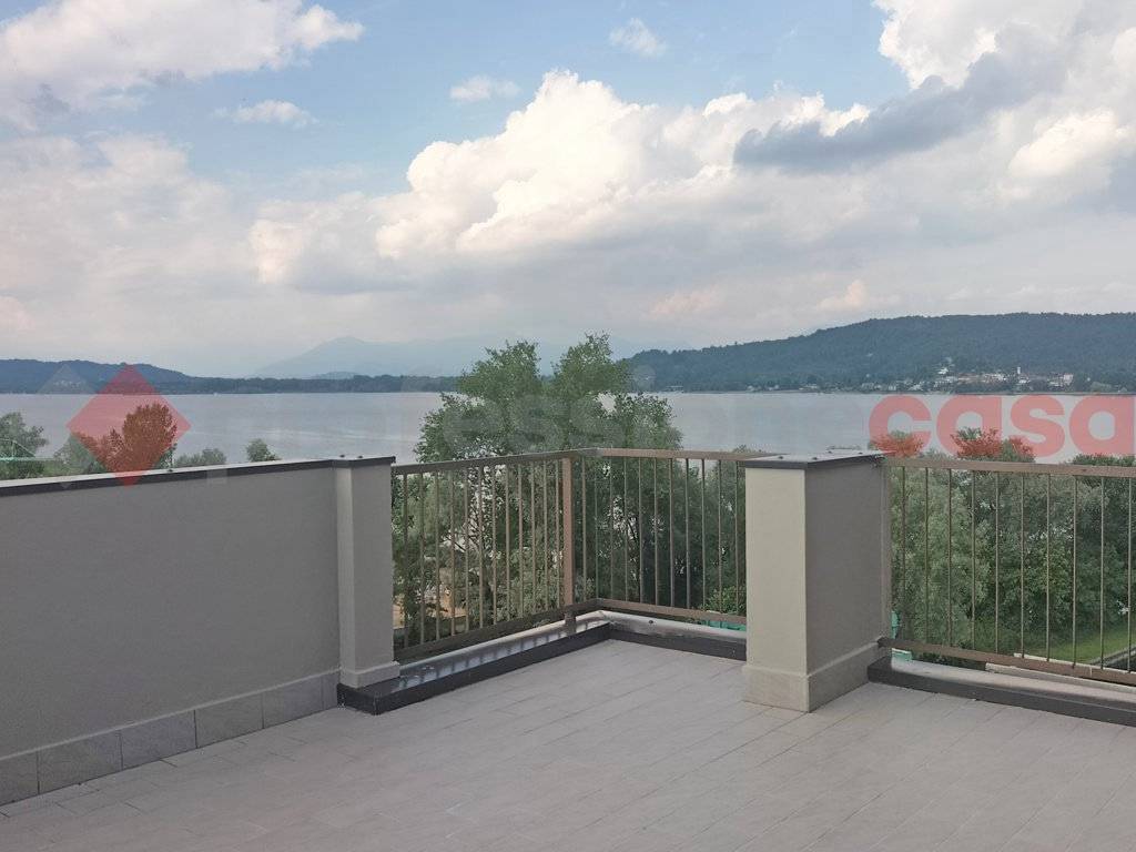 appartamento in vendita a Dormelletto