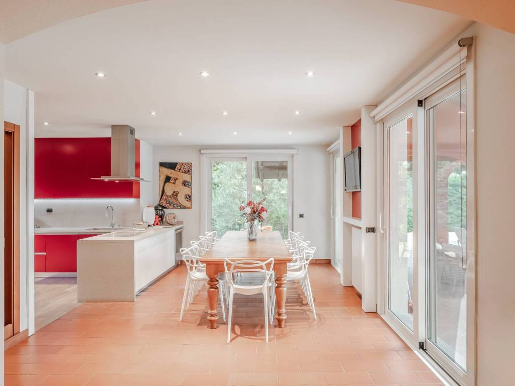 casa indipendente in vendita a Dormelletto