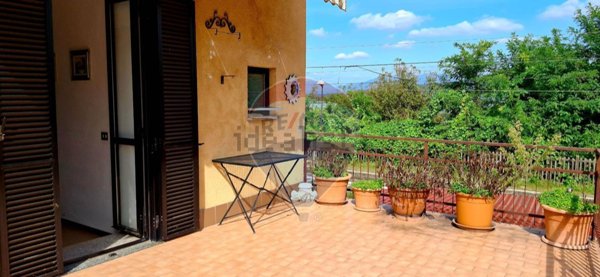 appartamento in vendita a Dormelletto