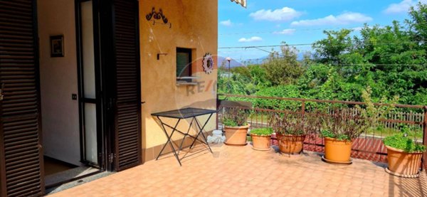 appartamento in vendita a Dormelletto