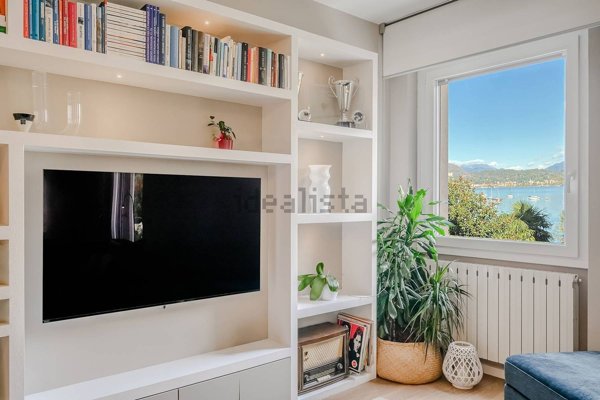 appartamento in vendita a Dormelletto