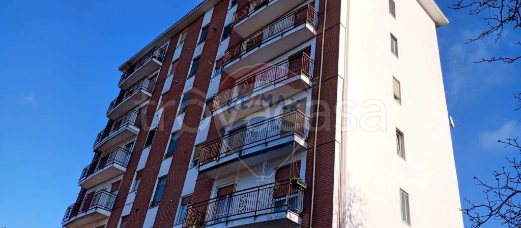 appartamento in vendita a Dormelletto