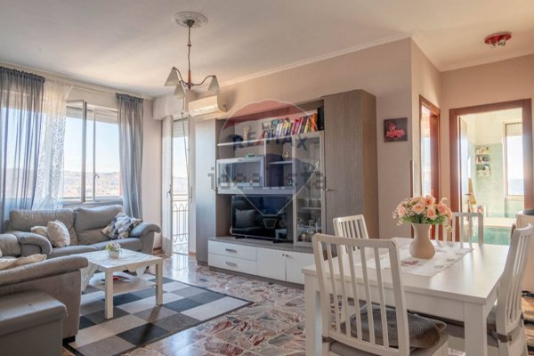 appartamento in vendita a Dormelletto