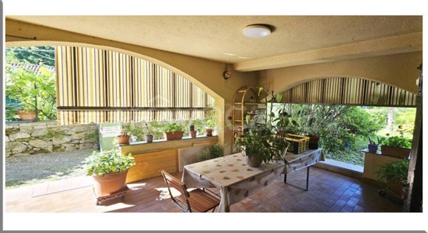 casa indipendente in vendita a Dormelletto