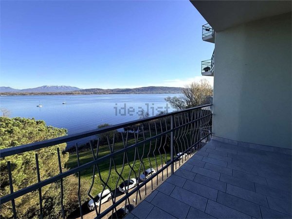 appartamento in vendita a Dormelletto