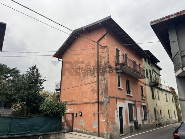 appartamento in vendita a Dormelletto