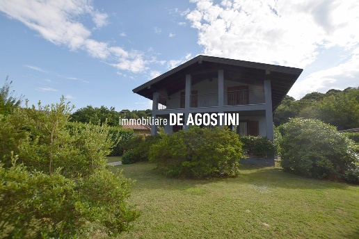 casa indipendente in vendita a Dormelletto
