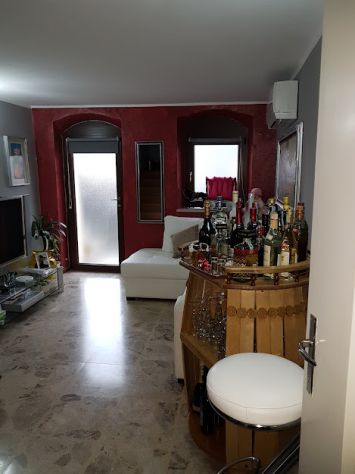 casa indipendente in vendita a Dormelletto