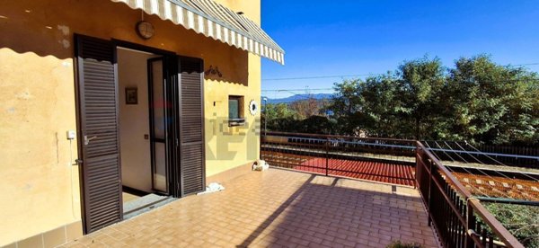 appartamento in vendita a Dormelletto