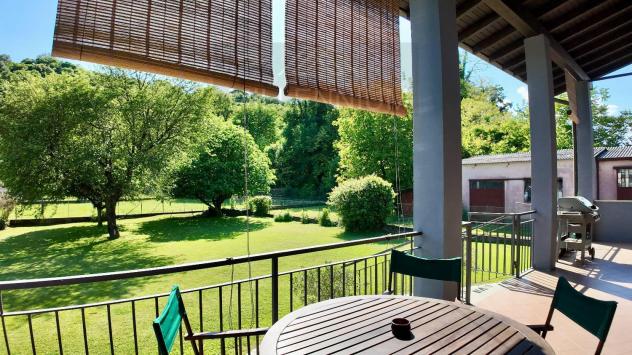 casa indipendente in vendita a Dormelletto