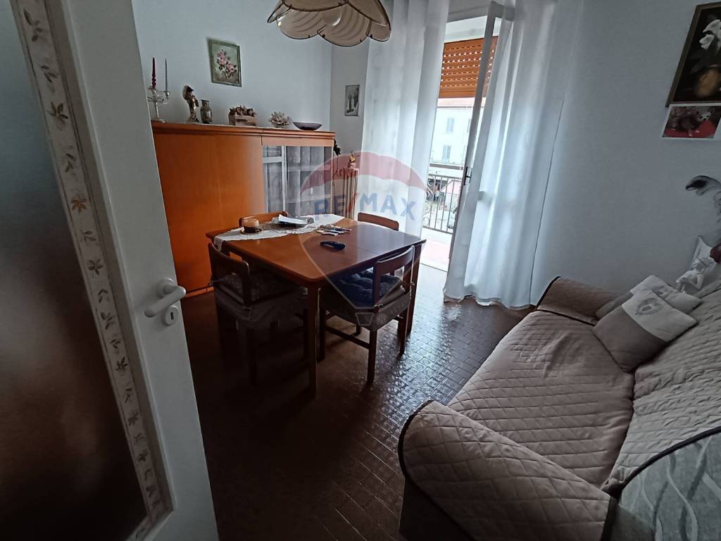 appartamento in vendita a Dormelletto