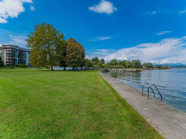 appartamento in vendita a Dormelletto