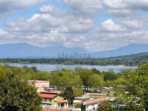 appartamento in vendita a Dormelletto
